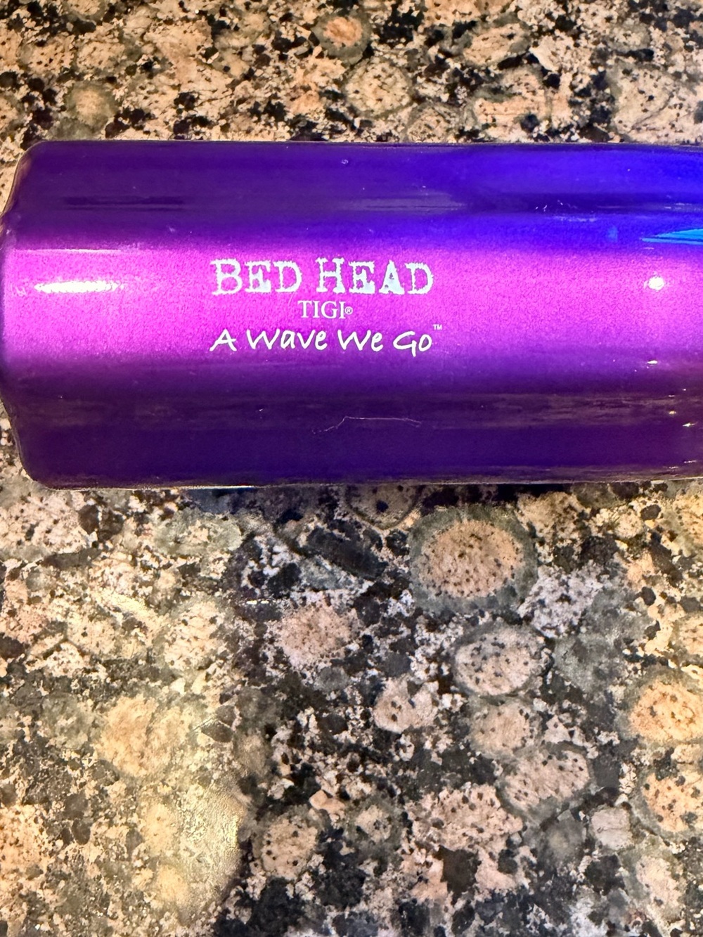BedHead A Wave We Go Hair Tool in Metallic Purple